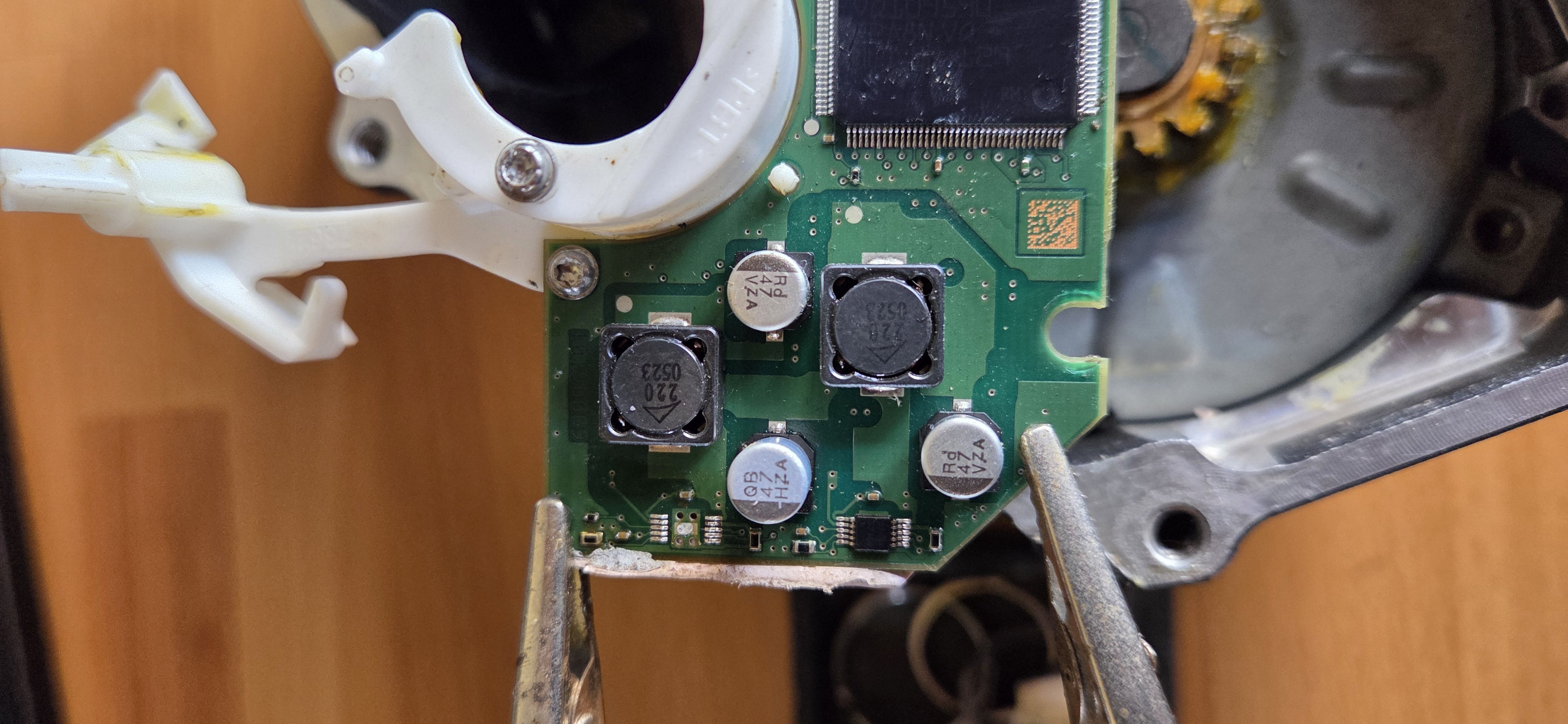 Desoldered regulator